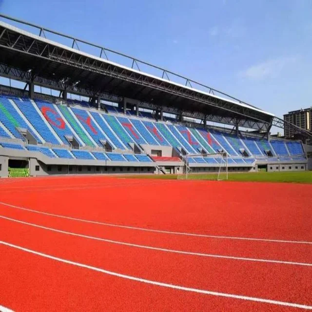 叶诗文复出战震撼泳坛，重回巅峰引热议